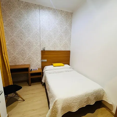 Guest house Ciudad Condal - Paseo De Gracia Barcelona