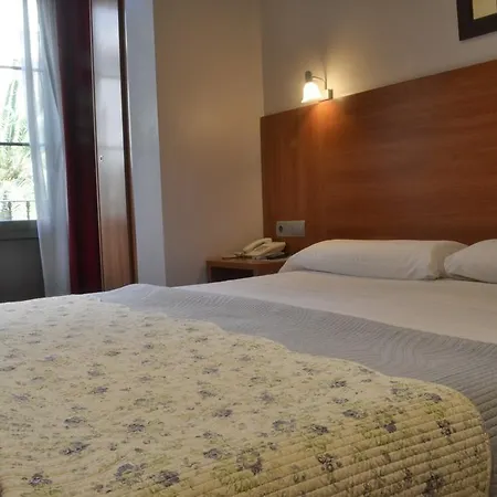 Affittacamere Ciudad Condal - Paseo De Gracia 3*