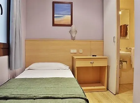 Ciudad Condal - Paseo De Gracia Guest house 3*