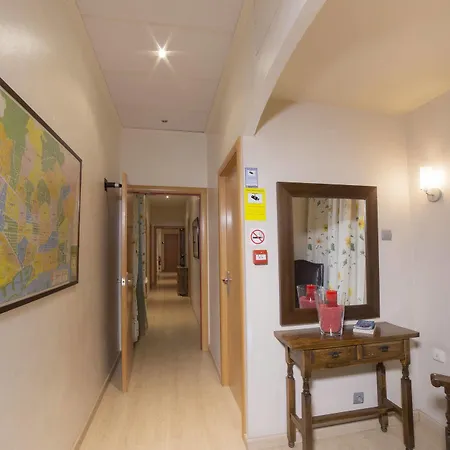 Guest house Ciudad Condal - Paseo De Gracia 3*