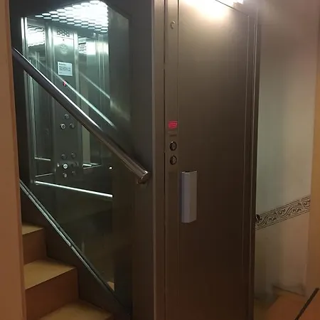 Ciudad Condal - Paseo De Gracia Pensjonat 3*