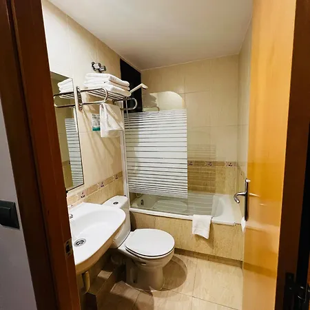 Ciudad Condal - Paseo De Gracia Guest house 3*